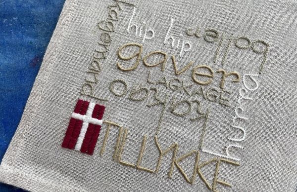 SOMMERKURSUS - BRODERI - BOGSTAVER, TAL OG MONOGRAM