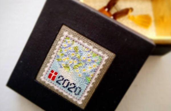 SOMMERKURSUS - BRODERI - PETIT POINT