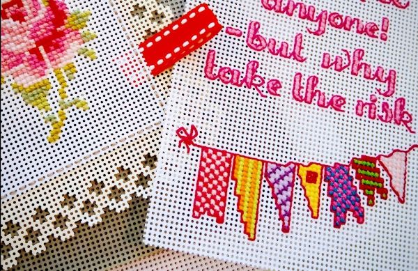 SOMMERKURSUS - BRODERI - PETIT POINT